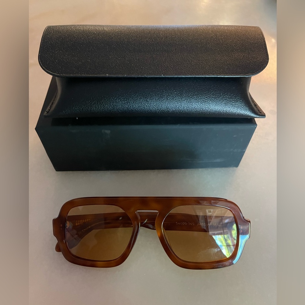 Elisa Johnson Jane Sunglasses Light Brown Tortoise NIB